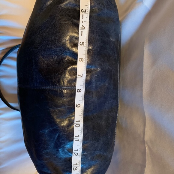 Coach ShoulderHandbag - Picture 7 of 7